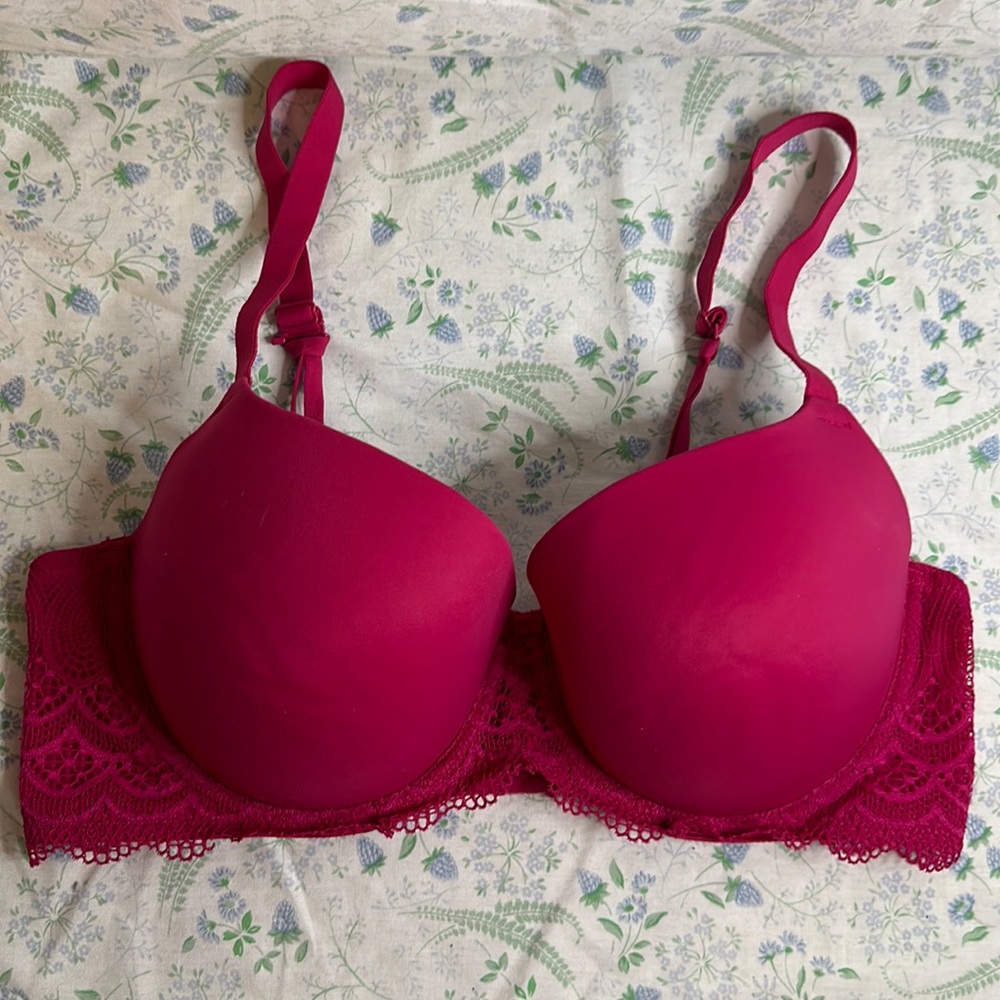 Pink wire bra size 40D